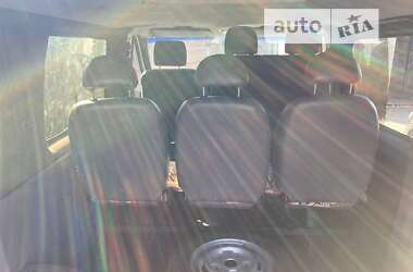 Вантажопасажирський фургон Ford Transit 2004 в 