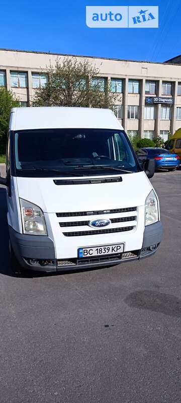 Мікроавтобус Ford Transit 2010 в Новояворівську