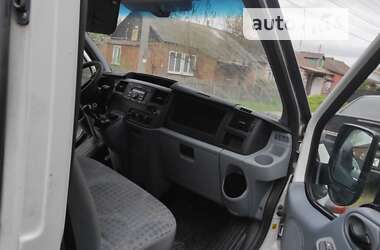 Вантажний фургон Ford Transit 2011 в Охтирці