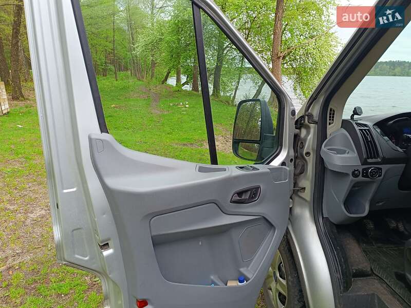 Мікроавтобус Ford Transit 2015 в Ратному