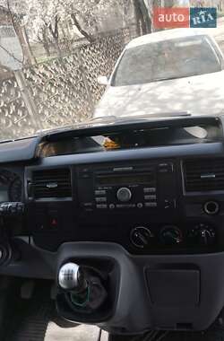 Грузовой фургон Ford Transit 2010 в 