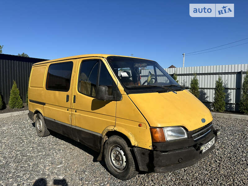 Грузопассажирский фургон Ford Transit 1992 в Киеве