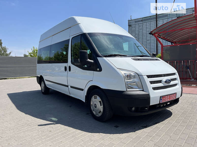 Ford Transit 2012