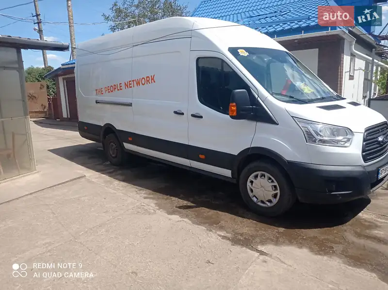 Грузовой фургон Ford Transit 2016 в 