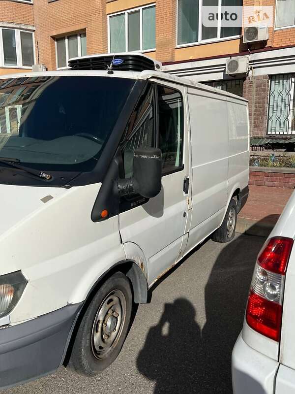Грузовой фургон Ford Transit 2006 в Киеве фото 9 Грузовой фургон Ford Transit 2006 в Киеве