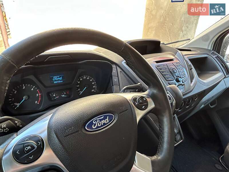 Вантажний фургон Ford Transit 2018 в Києві