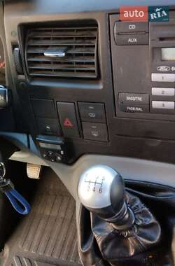 Микроавтобус Ford Transit 2011 в 