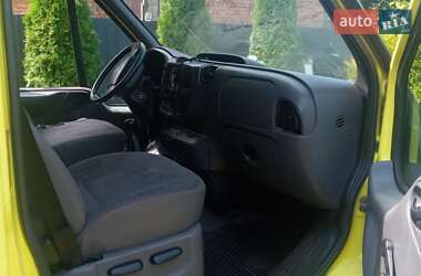 Микроавтобус Ford Transit 2002 в Изе