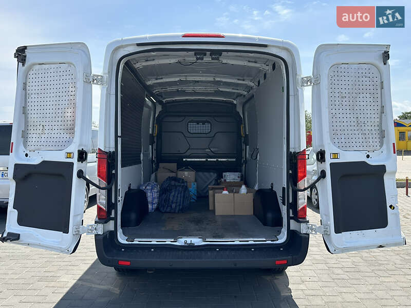 Грузовой фургон Ford Transit 2017 в Мерефа