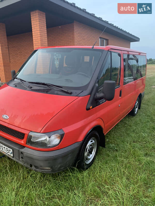 Микроавтобус Ford Transit 2006 в Ровно