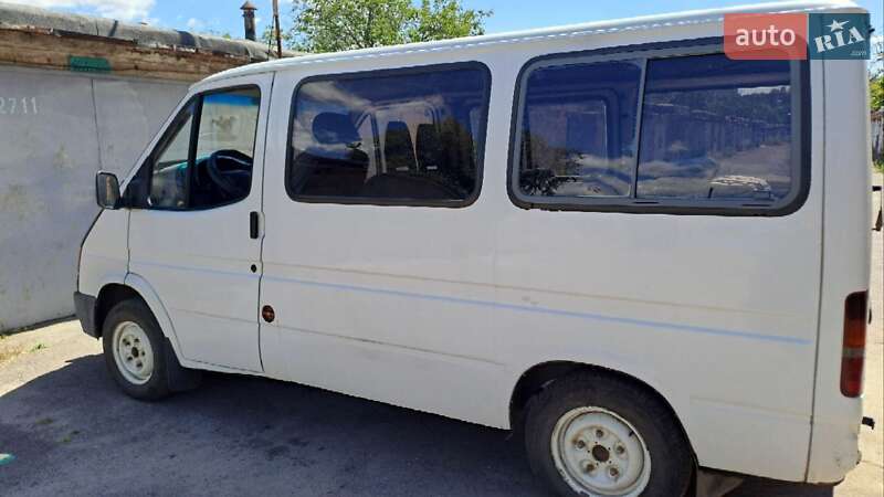 Мікроавтобус Ford Transit 1987 в Дніпрі