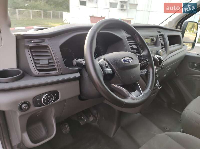 Вантажний фургон Ford Transit 2019 в Вінниці