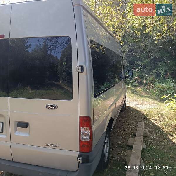 Микроавтобус Ford Transit 2011 в Львове