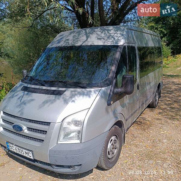 Микроавтобус Ford Transit 2011 в Львове