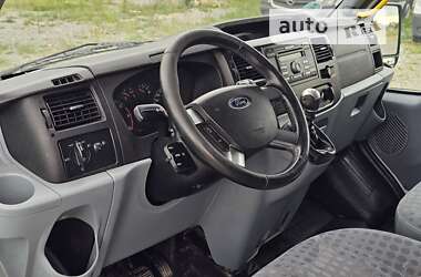 Вантажний фургон Ford Transit 2012 в Тернополі