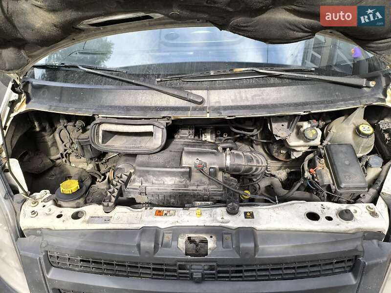 Грузовой фургон Ford Transit 2013 в Киеве