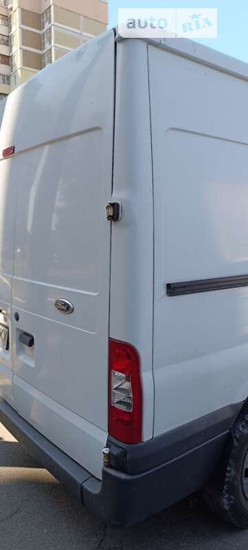 Вантажний фургон Ford Transit 2007 в Києві
