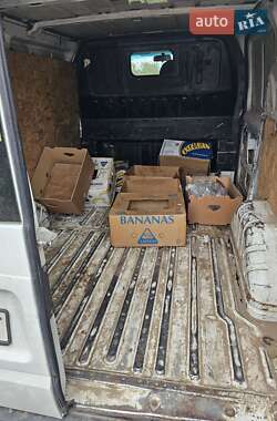 Грузовой фургон Ford Transit 2006 в 