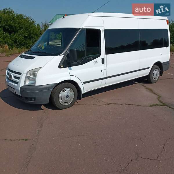Микроавтобус Ford Transit 2013 в Бахмаче