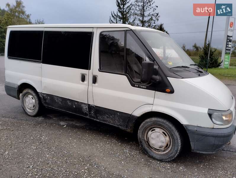 Микроавтобус Ford Transit 2006 в Старом Самборе