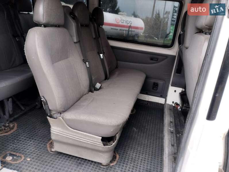 Микроавтобус Ford Transit 2006 в Старом Самборе