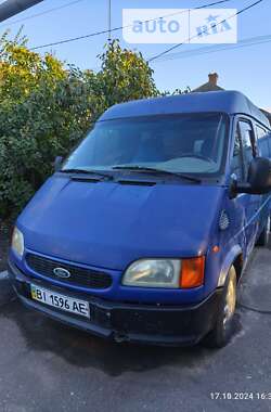 Грузовой фургон Ford Transit 1997 в Пирятине