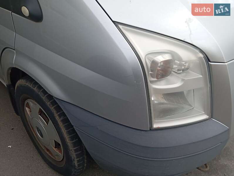 Вантажний фургон Ford Transit 2012 в Києві