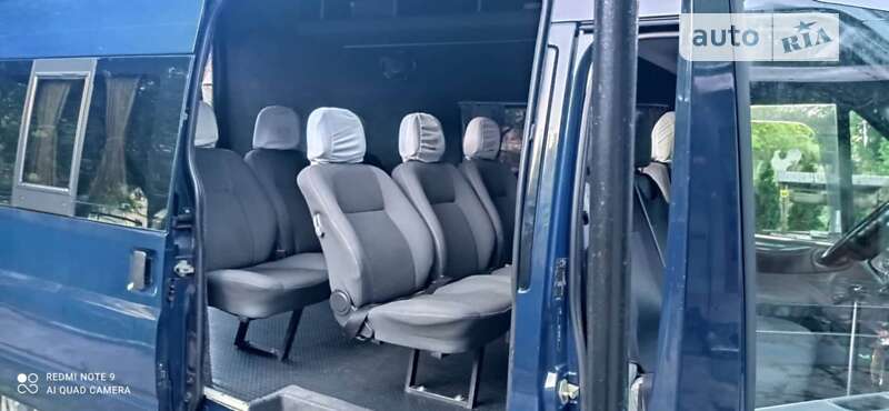 Микроавтобус Ford Transit 2005 в Межгорье