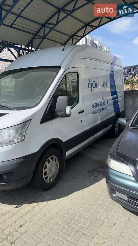 Грузовой фургон Ford Transit 2016 в Киеве