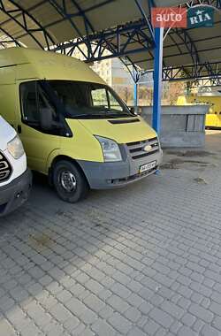 Грузовой фургон Ford Transit 2007 в 