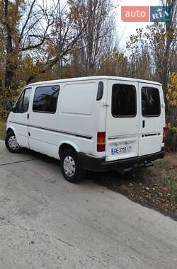 Вантажний фургон Ford Transit 1999 в Зеленодольську