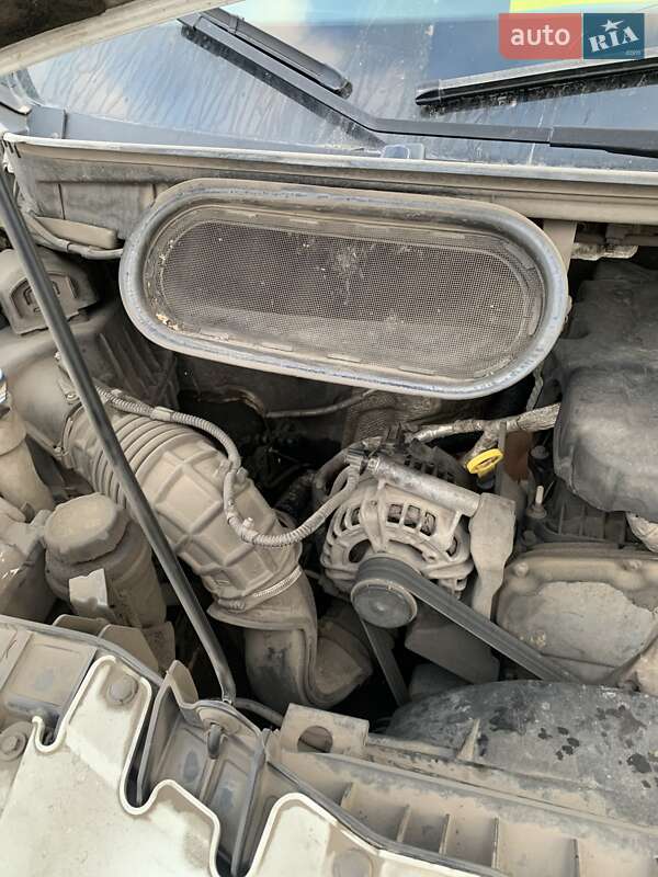 Вантажний фургон Ford Transit 2015 в Полтаві