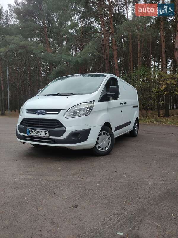 Мікроавтобус Ford Transit 2016 в Вараші