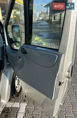 Микроавтобус Ford Transit 2006 в 