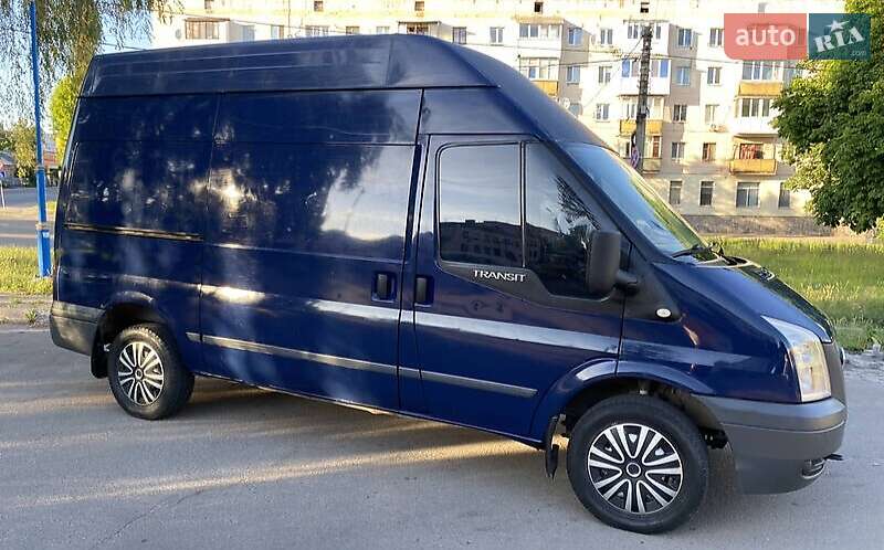 Вантажний фургон Ford Transit 2007 в 