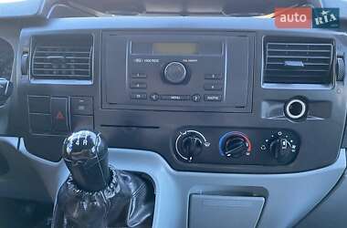Вантажний фургон Ford Transit 2007 в 