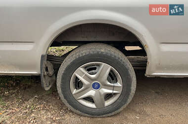 Грузовой фургон Ford Transit 2011 в 