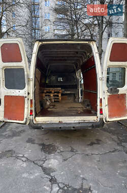 Вантажний фургон Ford Transit 2002 в Львові