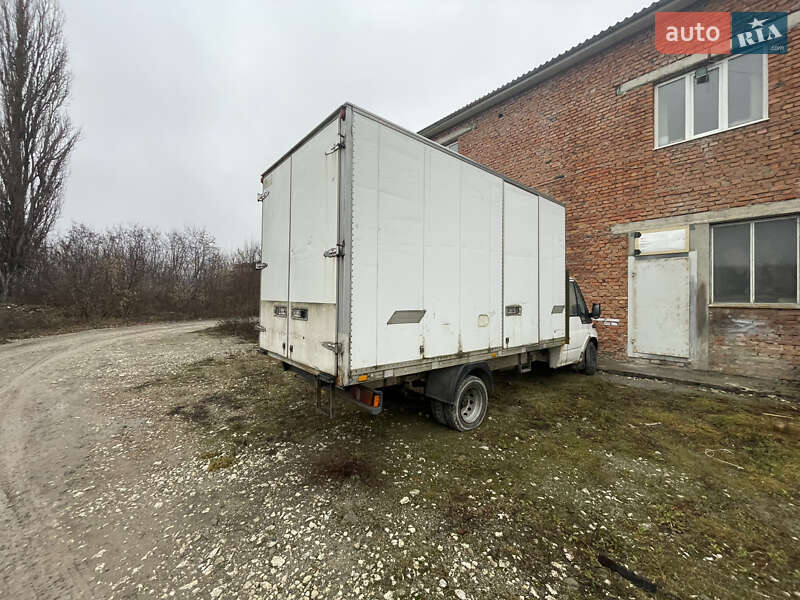 Грузовой фургон Ford Transit 2004 в Каменец-Подольском