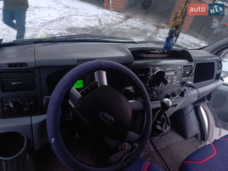 Микроавтобус Ford Transit 2010 в Рокитном