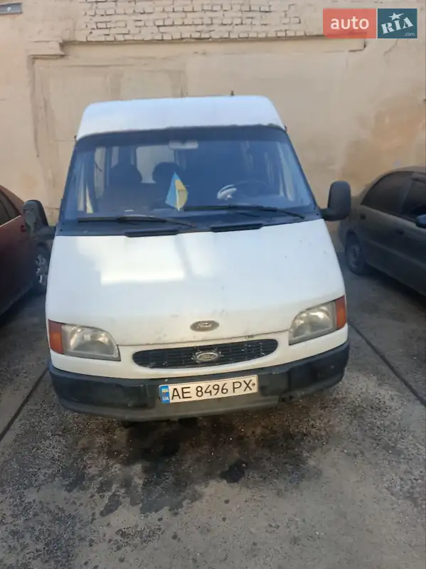 Микроавтобус Ford Transit 1993 в 