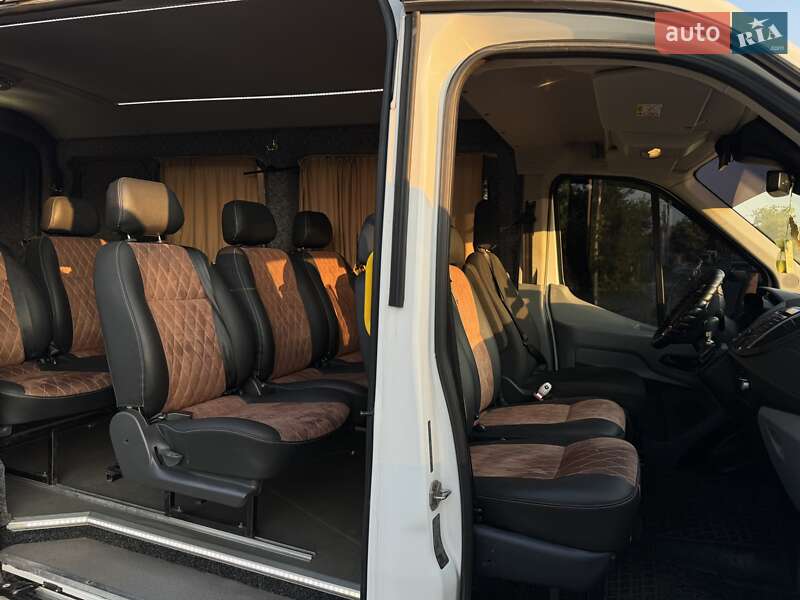 Микроавтобус Ford Transit 2016 в Луцке