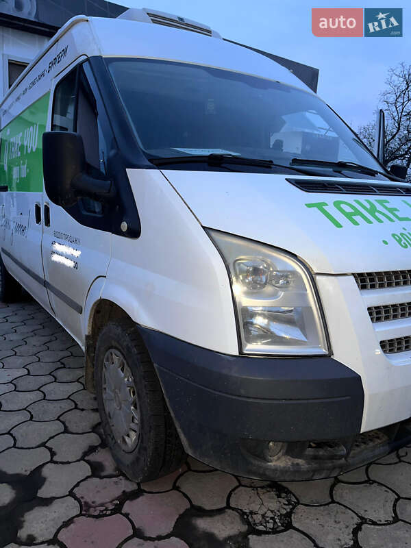 Рефрижератор Ford Transit 2013 в Чернівцях