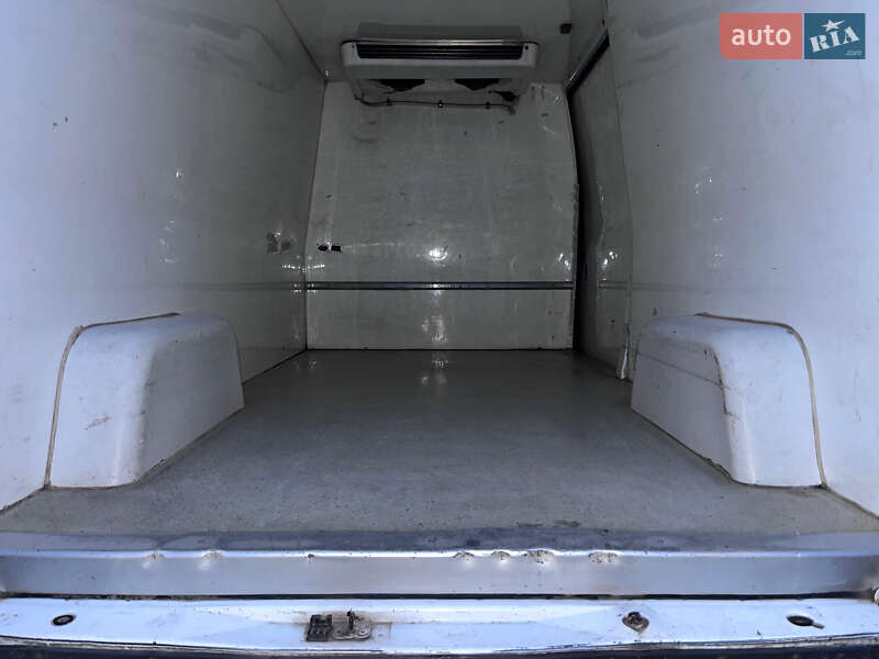 Рефрижератор Ford Transit 2013 в Чернівцях