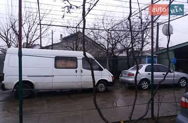 Грузовой фургон Ford Transit 1995 в Хусте