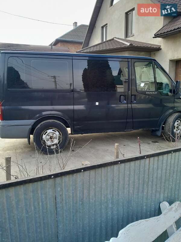 Микроавтобус Ford Transit 2008 в Черновцах