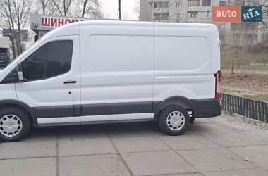 Грузовой фургон Ford Transit 2017 в Киеве