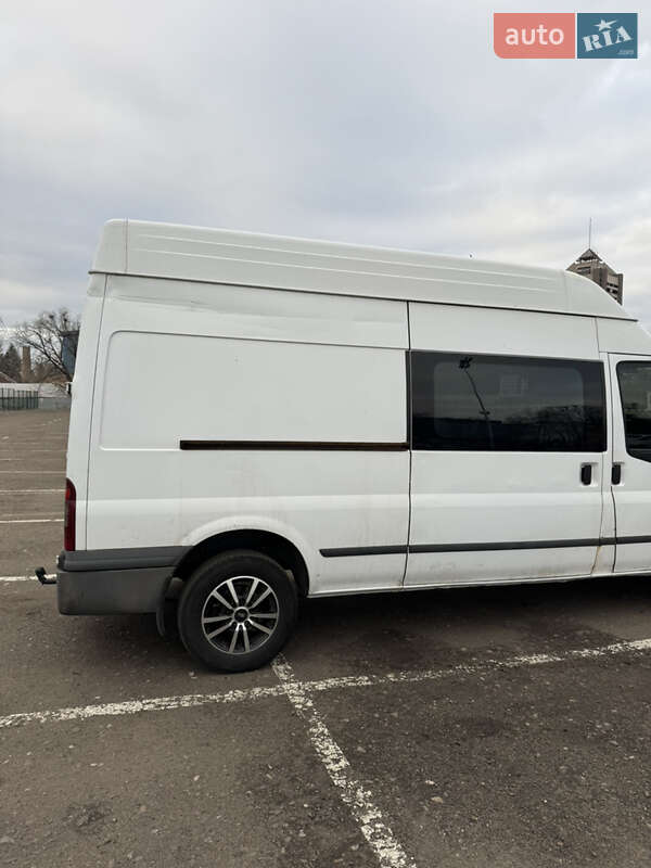 Грузовой фургон Ford Transit 2011 в Киеве фото 5 Грузовой фургон Ford Transit 2011 в Киеве