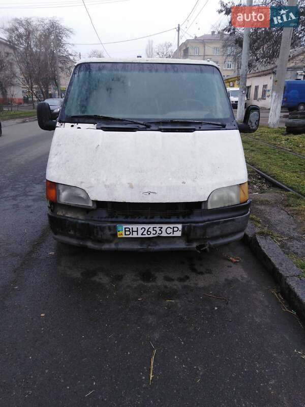 Грузовой фургон Ford Transit 1991 в Одессе