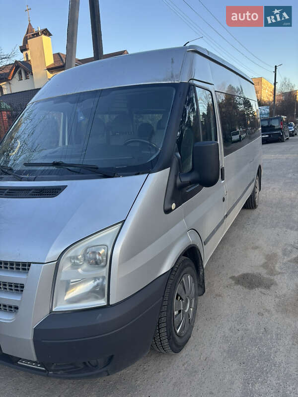 Грузопассажирский фургон Ford Transit 2013 в Новояворовске фото 4 Грузопассажирский фургон Ford Transit 2013 в Новояворовске